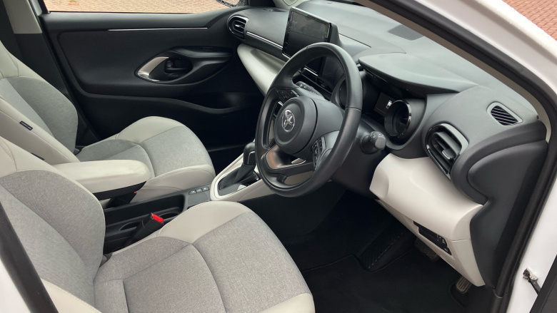 Toyota Yaris 1.5 Hybrid Excel 5dr CVT Hybrid Hatchback